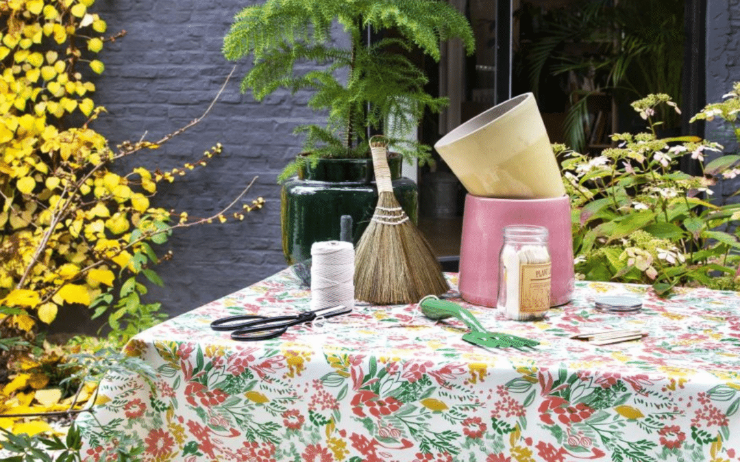 OUTDOOR FURNISHINGS FROM HOMEFOCUS
